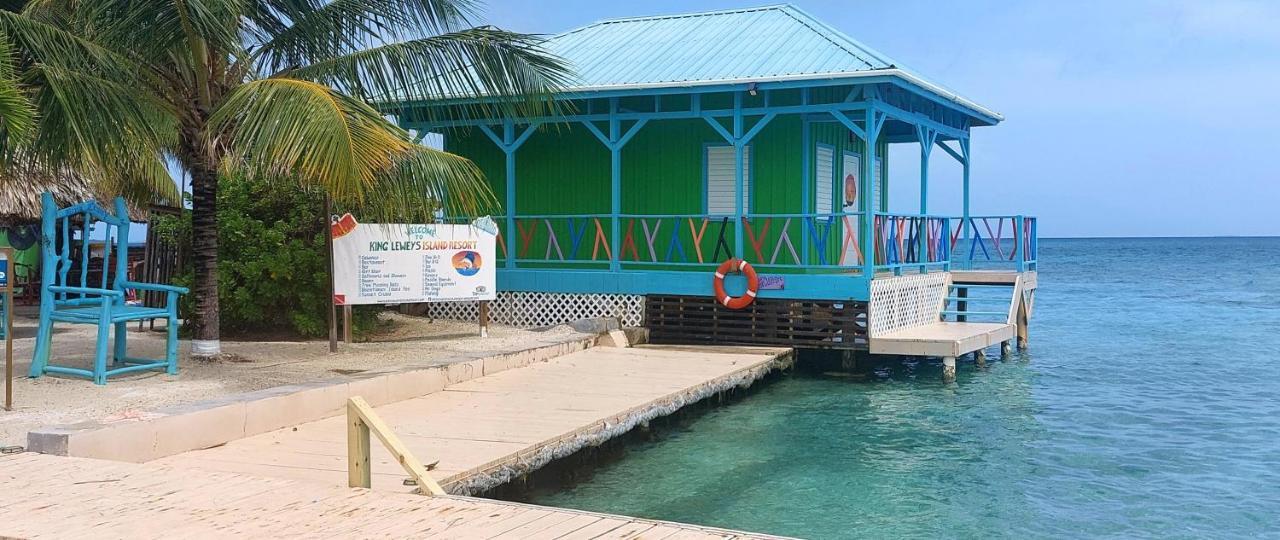 King Lewey'S Island Resort Placencia Bagian luar foto